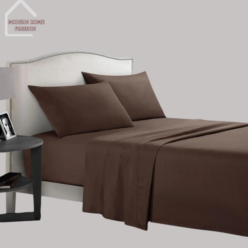 Pure Color Bedding Set. Crafted from high-quality, ultra-soft materials, set offers the perfect combination of luxury and durability. Available in a range of elegant solid colors, from soothing neutrals to vibrant hues. Includes a cozy comforter or duvet cover, along with matching pillowcases, provides everything to complete the ensemble. Designed for easy care and maintenance, machine washable and fade-resistant.-MODERN HOME FASHION