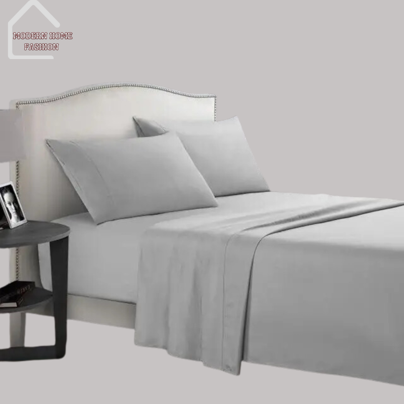 Pure Color Bedding Set. Crafted from high-quality, ultra-soft materials, set offers the perfect combination of luxury and durability. Available in a range of elegant solid colors, from soothing neutrals to vibrant hues. Includes a cozy comforter or duvet cover, along with matching pillowcases, provides everything to complete the ensemble. Designed for easy care and maintenance, machine washable and fade-resistant.-MODERN HOME FASHION