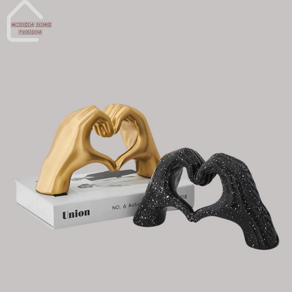 Nordic Creative Heart Gesture Sculpture